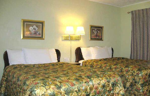 White Columns Motel Пайн-Маунтін Екстер'єр фото